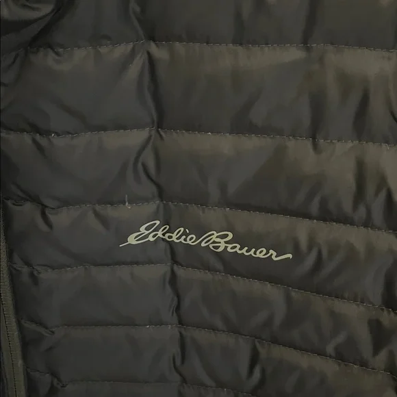 Eddie Bauer Men's Navy Puffer Jacket - Picture 6 of 13